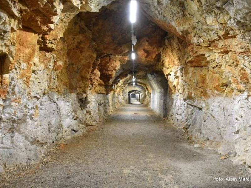 Wielki tunel wojskowy pod starówką w Rijece